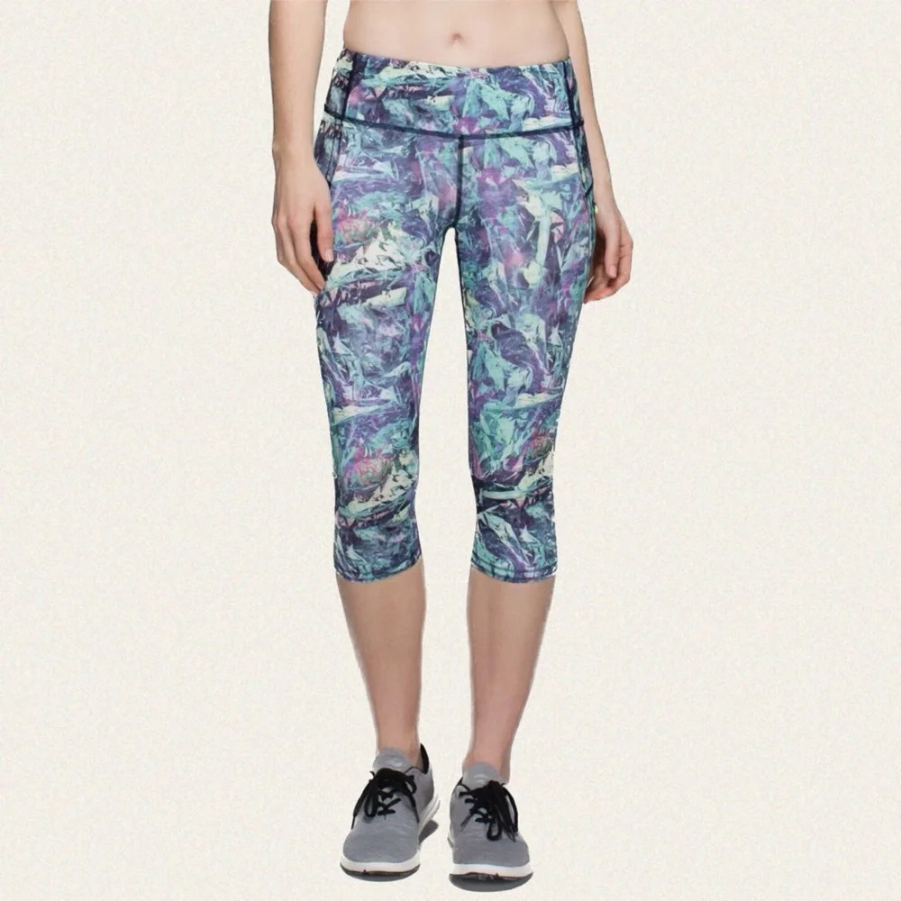 Lululemon Run Top Speed Crop - Picture 2 of 8